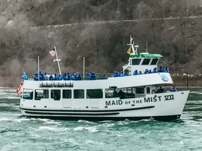 1-Day Niagara Falls Tour